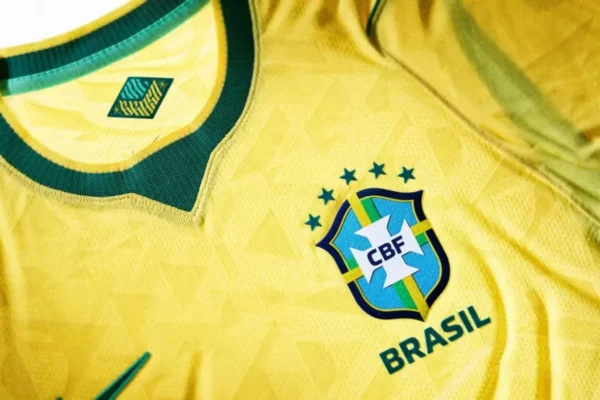 Uniforme Selecao Brasileira 2