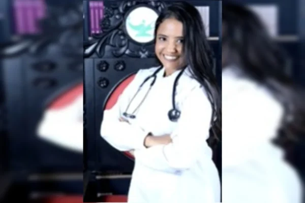 Heloisa Pereira 24 Anos