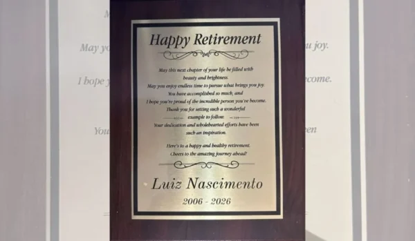 Homenagem Da Harmony Recebida Pelo Professor Luiz Mullini Nascimento 1000x582 1