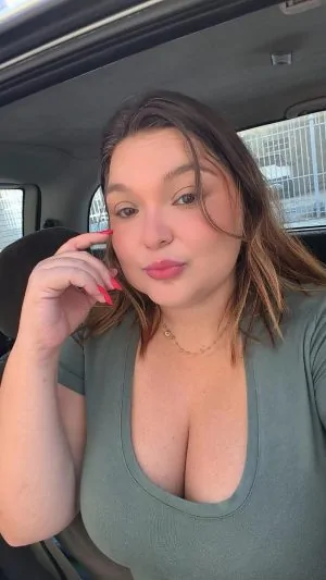 Kathleen Vasconcellos 300x533 1