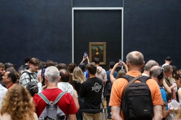Mona Lisa Tera Cobranca Ingressos 2 820x547 1