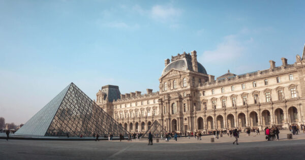 Museu Louvre Paris Capa2019 01
