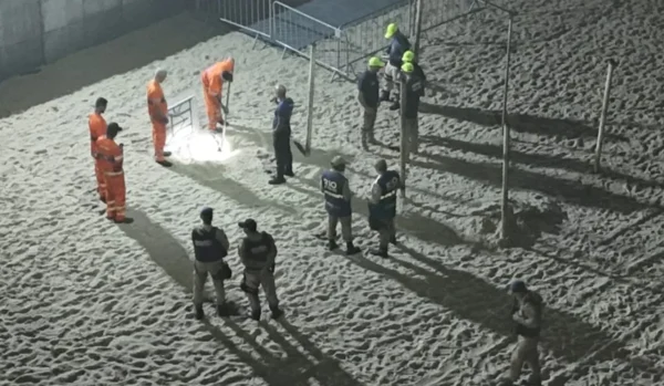 Operacao Tatui Apreende Materiais Irregulares Em Copacabana